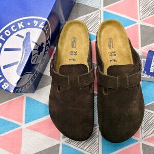 Women's Mocha Suede Birkenstock Boston Shoes - Narrow Fit